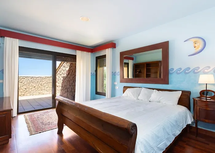 Vila Serena Del Mar, Lujo Con Vistas Al Mar Y Piscina Climatizada Tacoronte