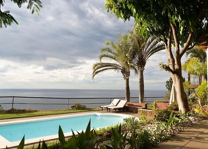 Serena Del Mar, Lujo Con Vistas Al Mar Y Piscina Climatizada Vila *