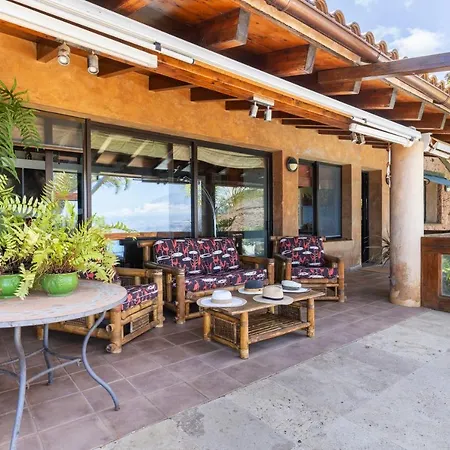 Serena Del Mar, Lujo Con Vistas Al Mar Y Piscina Climatizada
